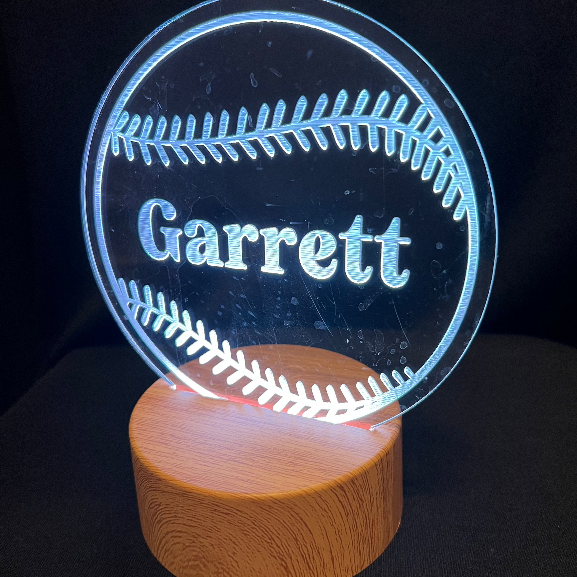 Baseball Softball Name Night Light – Personalized LED night light featuring an engraved baseball or softball design with a custom name in the center, glowing warmly for sports fans