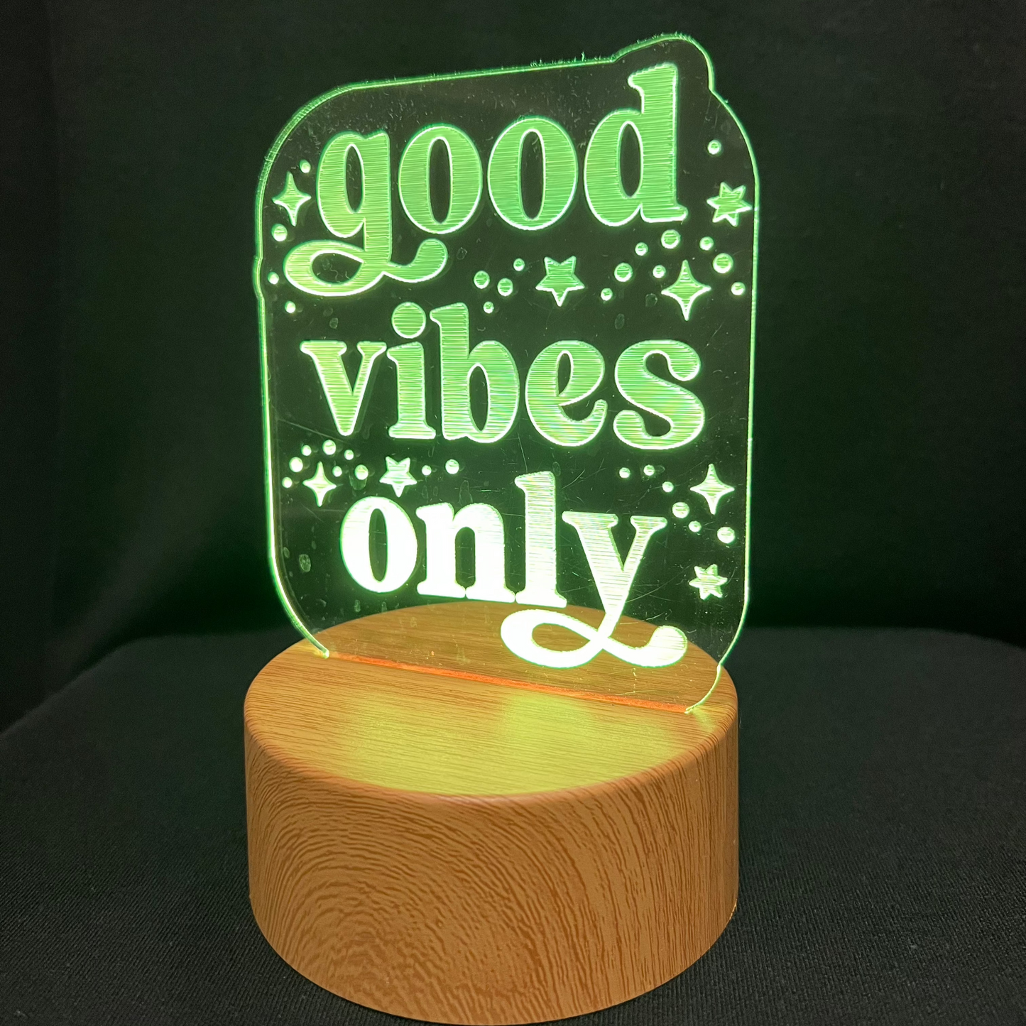  Good Vibes Only Night Light – LED night light featuring the engraved phrase “Good Vibes Only,” glowing softly with a cheerful, positive vibe for any room or space
