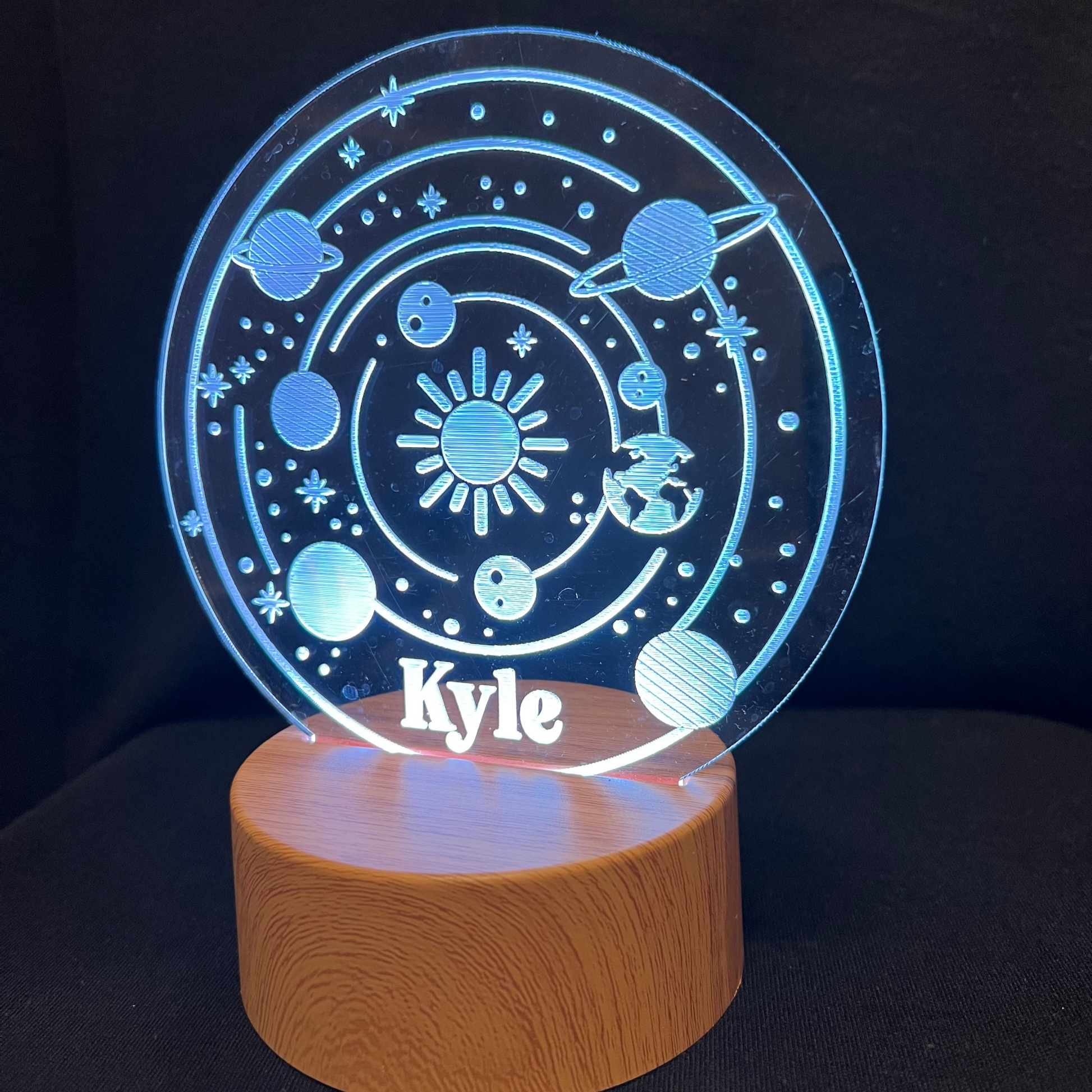 Solar System Name Night Light – Personalized LED night light featuring engraved planets and a custom name, glowing softly for space lovers
